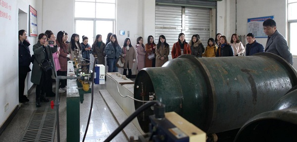 多彩“三八”节 魅力乐平行省水务集团开展妇女节踏青活动